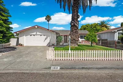 1313 Saint Francis Drive, Petaluma, CA 94954 - Photo 1