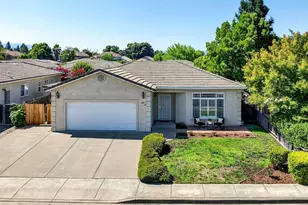 451 Briarwood Dr, Ukiah, CA 95482 - Photo 1