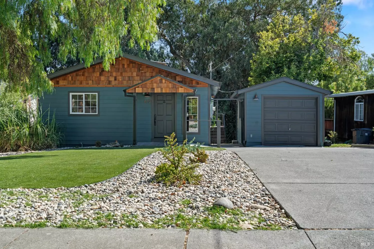 672 E K St, Benicia, CA 94510 - MLS 325066793 - Coldwell Banker