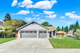 748 Notre Dame Dr, Vacaville, CA 95687 - Photo 1