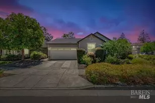 969 Tesoro Ln, Santa Rosa, CA 95409 - Photo 1