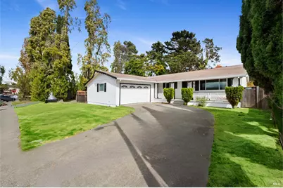 456 Pomona Avenue, Vallejo, CA 94589 - Photo 1