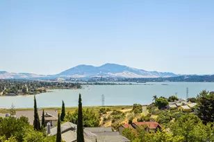 161 Crowsnest Ct, Vallejo, CA 94591 - Photo 1