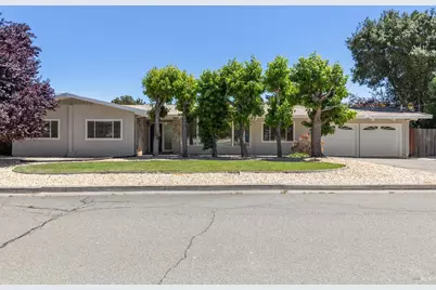 10 Theresa Court, Novato, CA 94947 - Photo 1