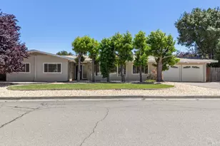 10 Theresa Ct, Novato, CA 94947 - Photo 1