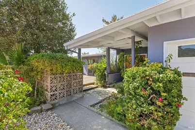 833 Estancia Way, San Rafael, CA 94903 - Photo 1