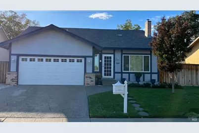 587 Greenwood Drive, Vacaville, CA 95687 - Photo 1