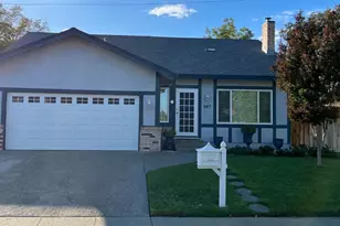 587 Greenwood Dr, Vacaville, CA 95687 - Photo 1