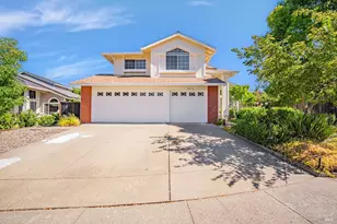 9616 Berkshire Way, Windsor, CA 95492 - Photo 1