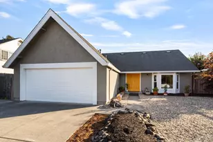 404 Casa Verde Cir, Petaluma, CA 94954 - Photo 1