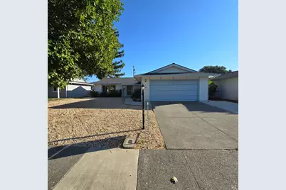 200 Rainier Circle, Vacaville, CA 95687 - Photo 1