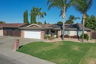 255 Alderglen Dr, Dixon, CA 95620 - Photo 1