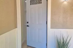 319 Folsom Dr, Vacaville, CA 95687 - Photo 1