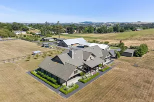 365 King Rd, Petaluma, CA 94952 - Photo 1