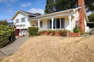 1017 Country Club Dr, Petaluma, CA 94952 - Photo 1