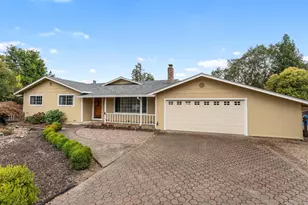 1460 Elsie Ct, Santa Rosa, CA 95401 - Photo 1