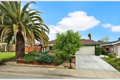 204 Holiday Hills Drive, Martinez, CA 94553 - Photo 1