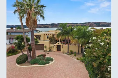 1352 W K Street, Benicia, CA 94510 - Photo 1