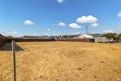 21 Chelsea Drive, Santa Rosa, CA 95403 - Photo 1