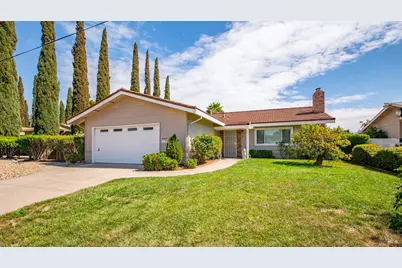 442 Yellowstone Drive, Vacaville, CA 95687 - Photo 1