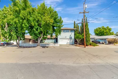 2625 Neotomas Avenue, Santa Rosa, CA 95405 - Photo 1