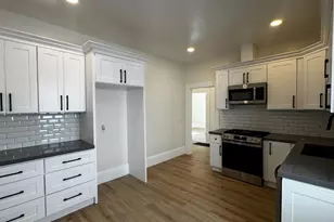 43 11th St, Richmond, CA 94801 - Photo 1