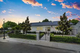 1003 Sunnyside Dr, Healdsburg, CA 95448 - Photo 1