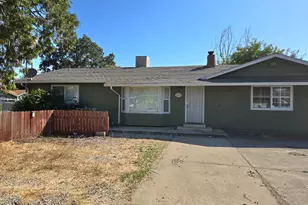 15025 Lakeview Way, Clearlake, CA 95422 - Photo 1