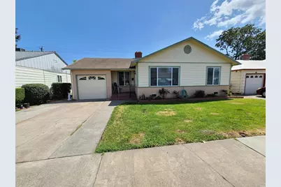 129 Maple Street, Vacaville, CA 95688 - Photo 1