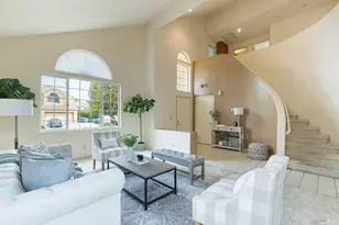 734 Shannon Dr, Vacaville, CA 95688 - Photo 1