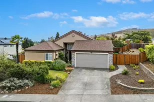 576 Daffodil Dr, Benicia, CA 94510 - Photo 1