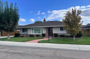 446 Crescent Dr, Rio Vista, CA 94571 - Photo 1