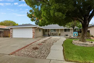 128 Clark Way, Vacaville, CA 95687 - Photo 1