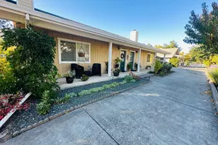 262 W MacArthur St, Sonoma, CA 95476 - Photo 1
