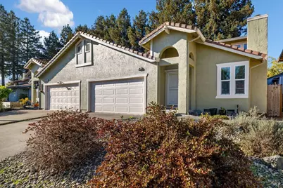 985 Hacienda Circle, Rohnert Park, CA 94928 - Photo 1