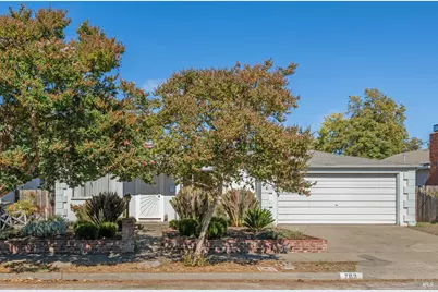 709 W 8th Street, Santa Rosa, CA 95401 - Photo 1