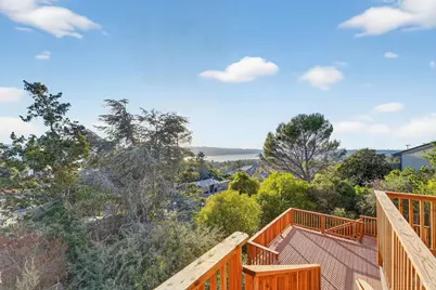 126 Dartmouth Place, Benicia, CA 94510 - Photo 1