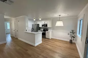 2001 Eastwood Dr, Vacaville, CA 95687 - Photo 1