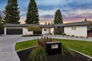 120 Fairway Dr, Novato, CA 94949 - Photo 1