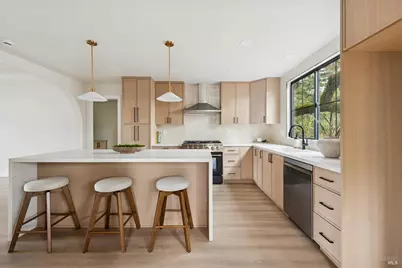 735 Hunt Avenue, Saint Helena, CA 94574 - Photo 1