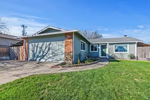 17 Amador Cir, Rio Vista, CA 94571 - Photo 1