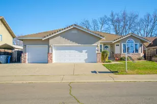 160 Lynd Way, Dixon, CA 95620 - Photo 1