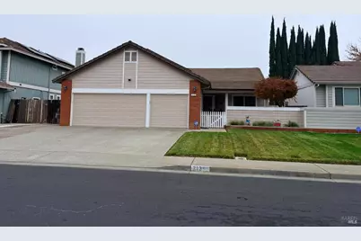 213 Larkspur Drive, Vacaville, CA 95687 - Photo 1