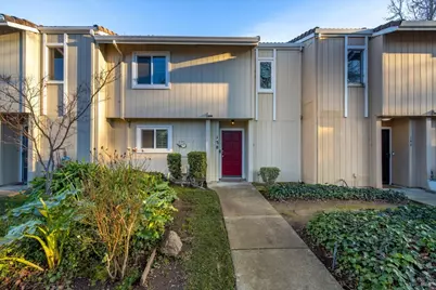 138 Arcadia Drive, Vacaville, CA 95687 - Photo 1