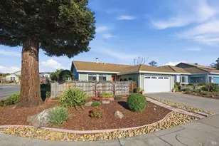 542 Acadia Dr, Petaluma, CA 94954 - Photo 1
