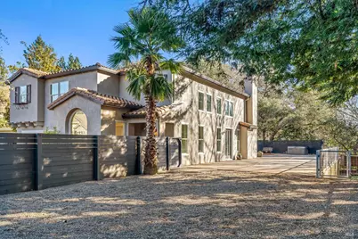 40 Lexington Court, Napa, CA 94559 - Photo 1