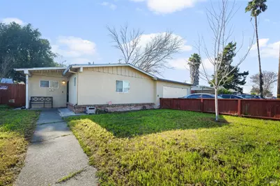 219 Wisconsin Street, Fairfield, CA 94533 - Photo 1