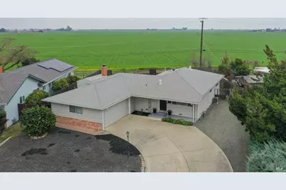 305 S 8th Street, Dixon, CA 95620 - Photo 1