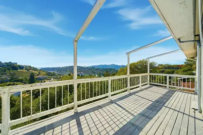 101 Round Hill Road, Tiburon, CA 94920 - Photo 1