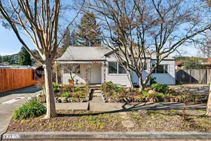 321 Roosevelt St, Napa, CA 94558 - Photo 1